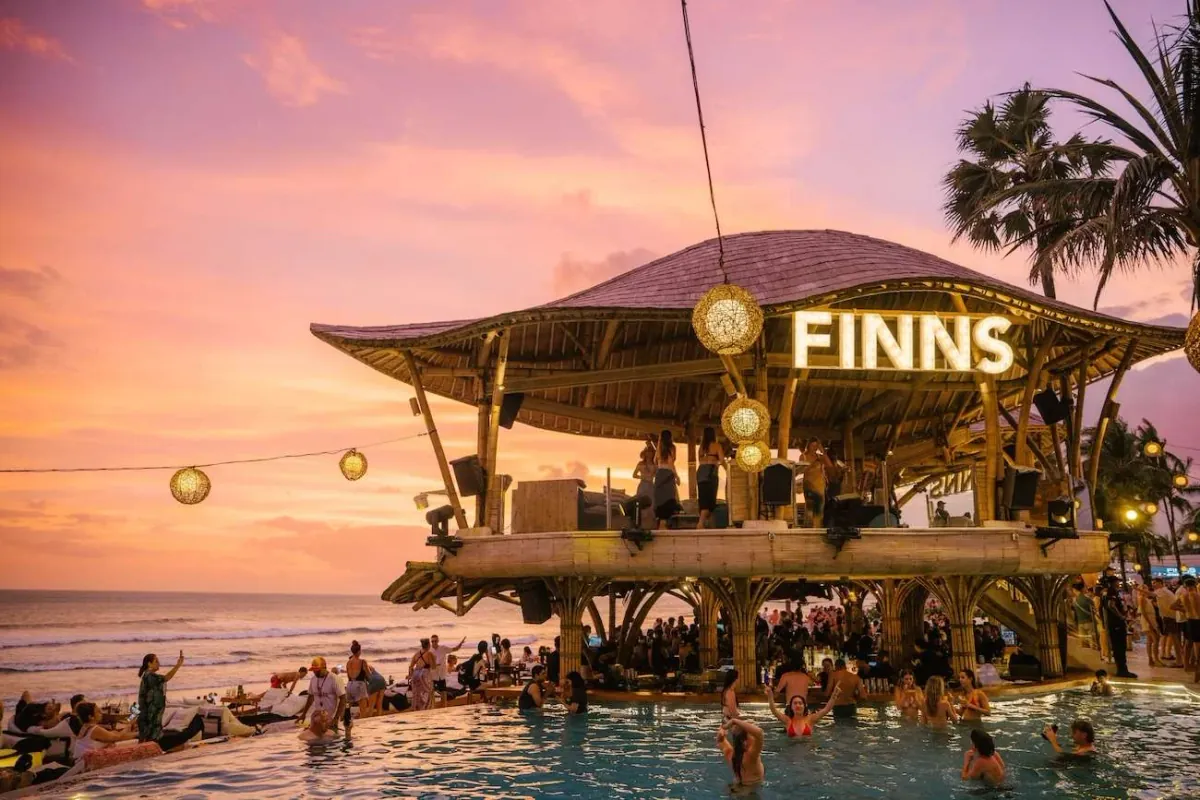 FINNS Beach Club in Canggu