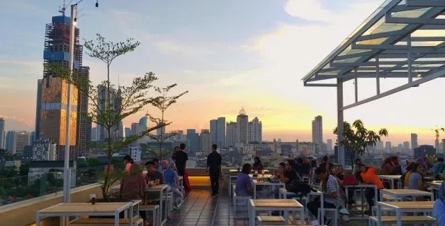 Langit Seduh Rooftop in Central Jakarta