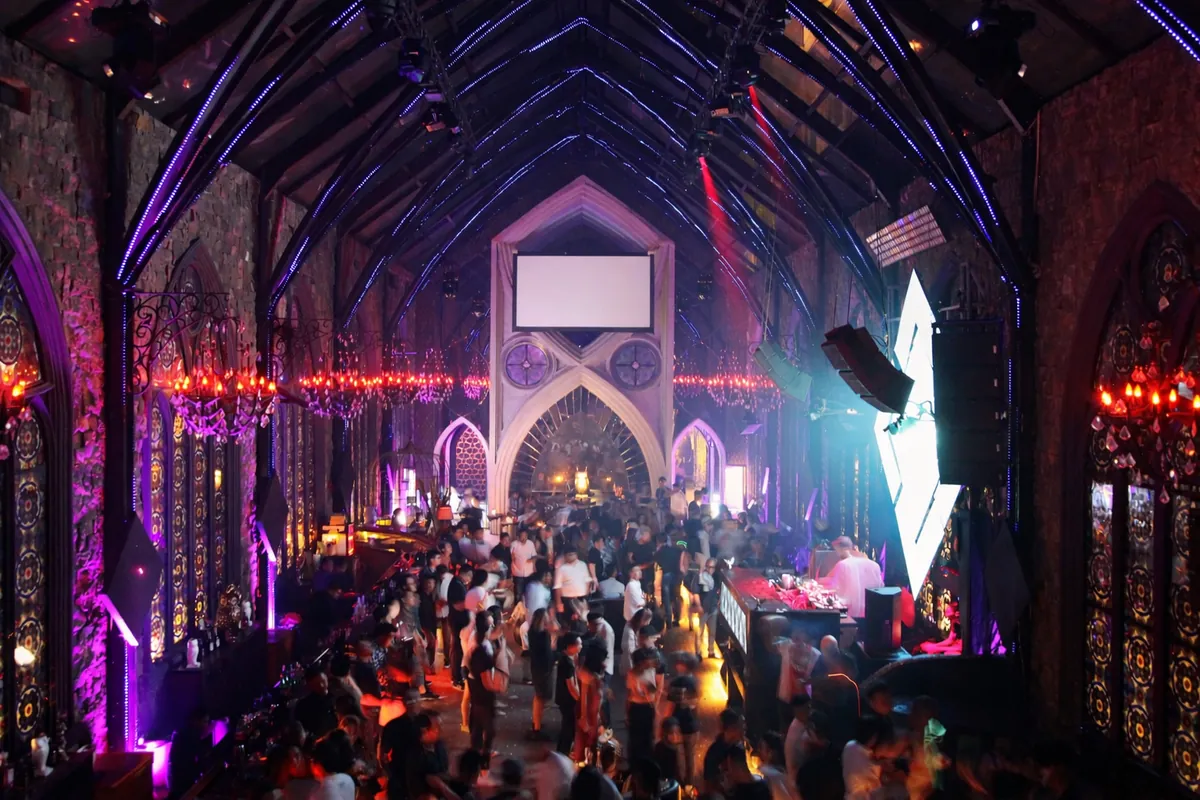 Mirror Lounge & Club Bali in Seminyak